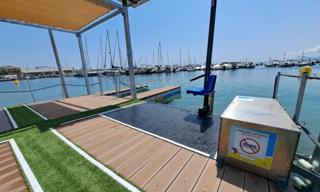 La Platja Gran de Palamós consolida la seva aposta per l’accessibilitat universal al bany