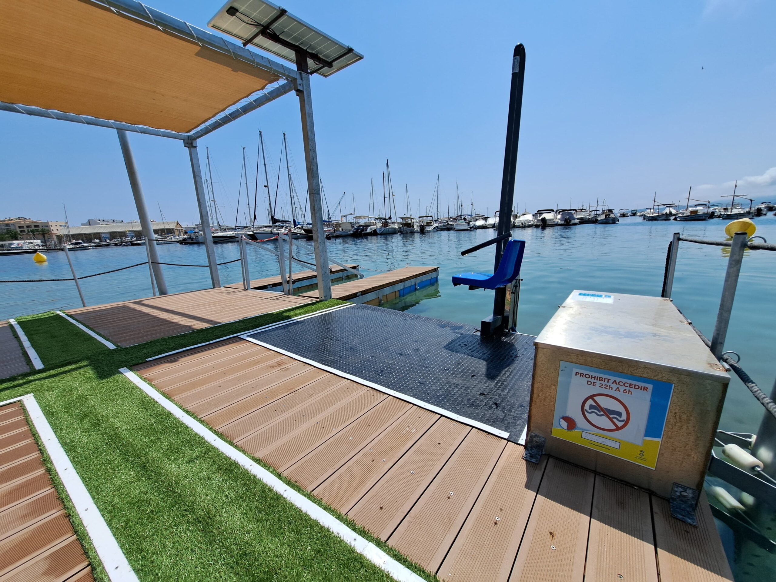 La Platja Gran de Palamós consolida la seva aposta per l’accessibilitat universal al bany